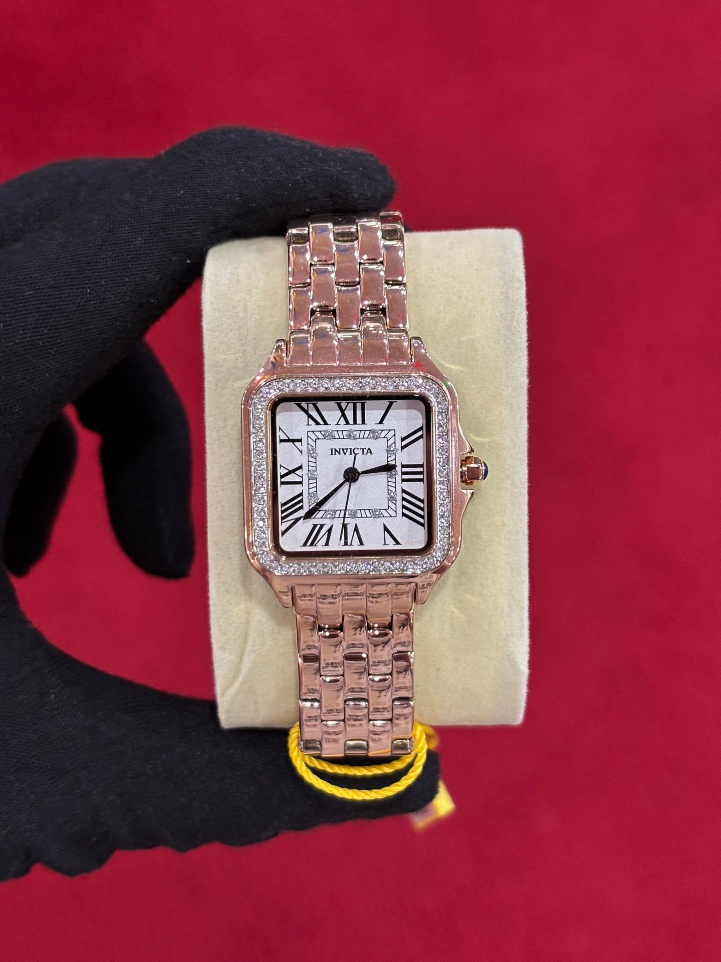Invicta Dama